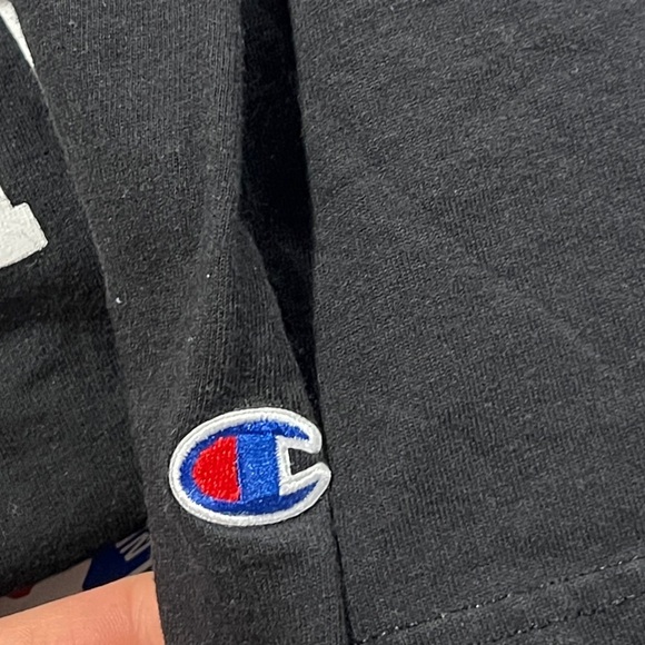 Central Florida Knights UCF Champion Black Crewneck NCAA Collegiate tshirt - Picture 3 of 4